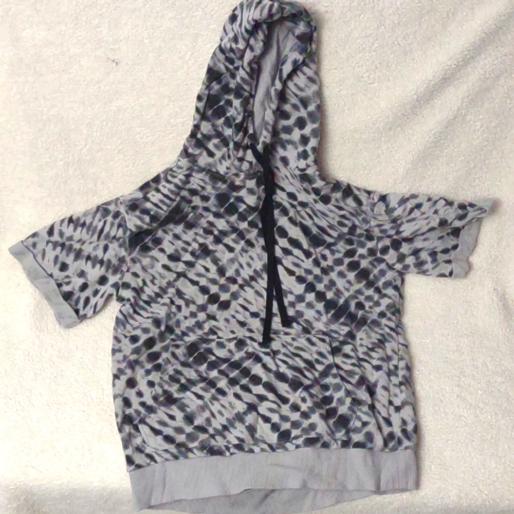 Grey/BLK ShortSleeve Hoodie (M)(38-40)